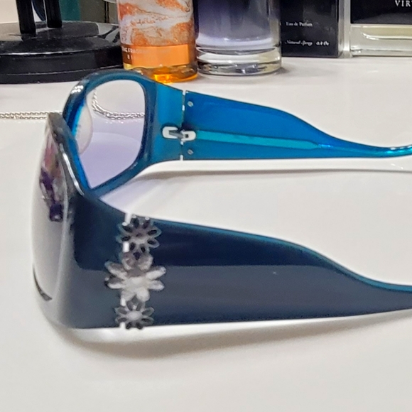 Coach Shades - Picture 1 of 5